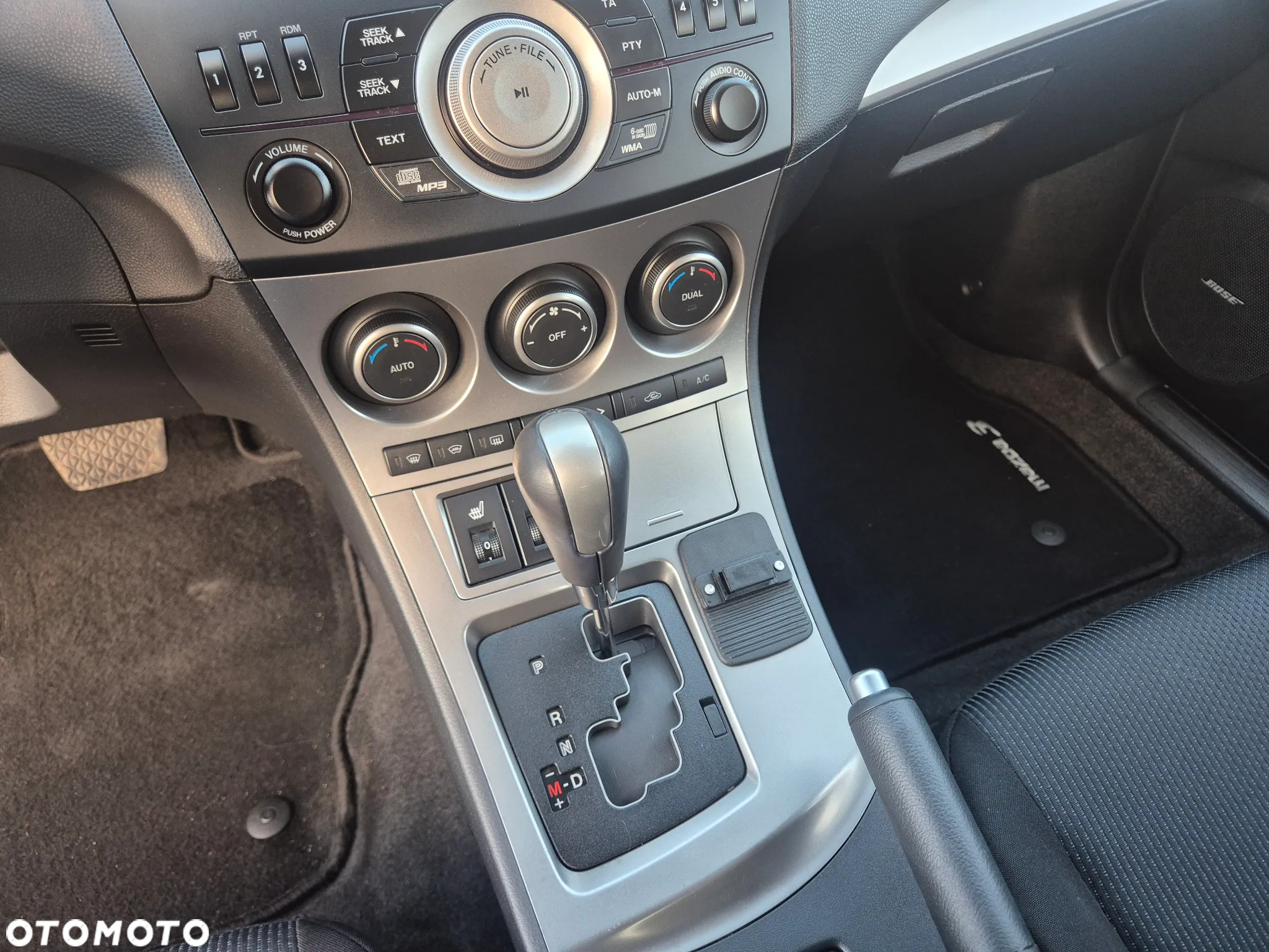 Mazda 3 2.0 Sport - 12