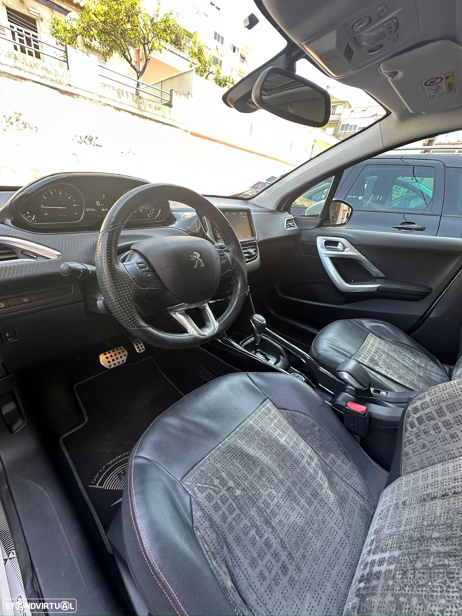 Peugeot 2008 1.2 PureTech Crossway EAT6 - 8