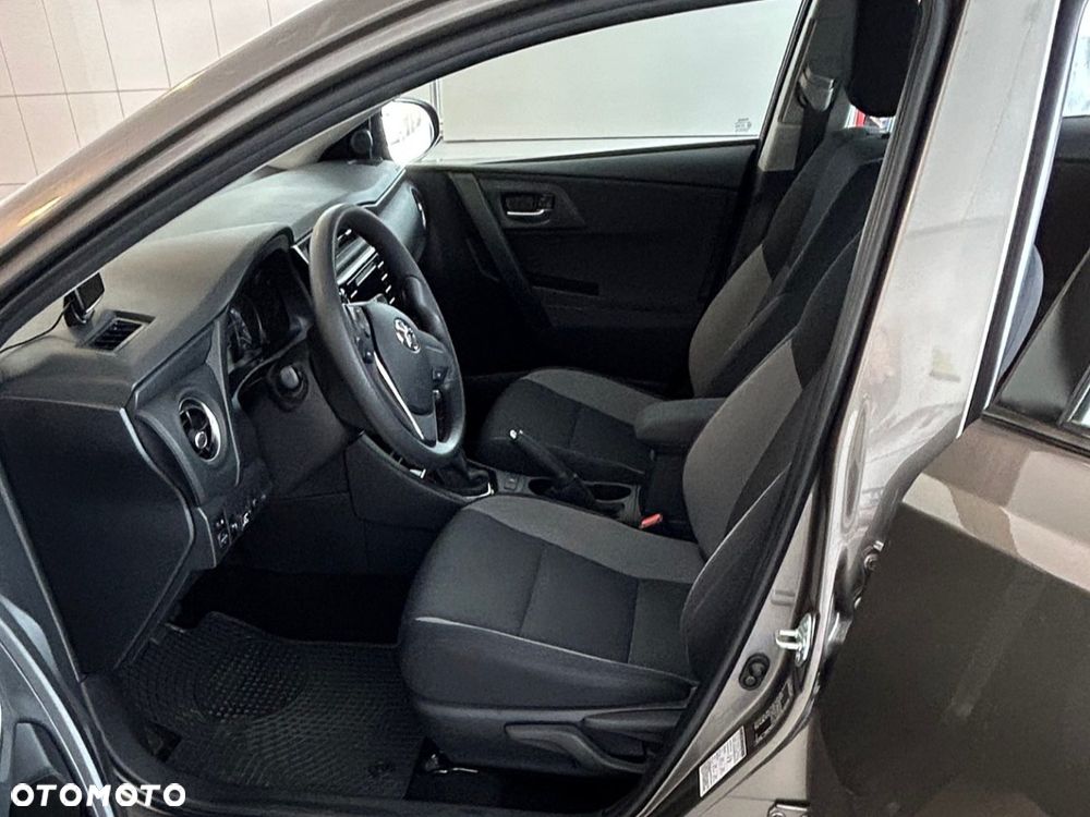Toyota Auris 1.6 Active - 13