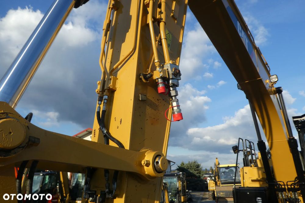 Caterpillar 323 EL Z NIEMIEC DWIE ŁYŻKI - 23