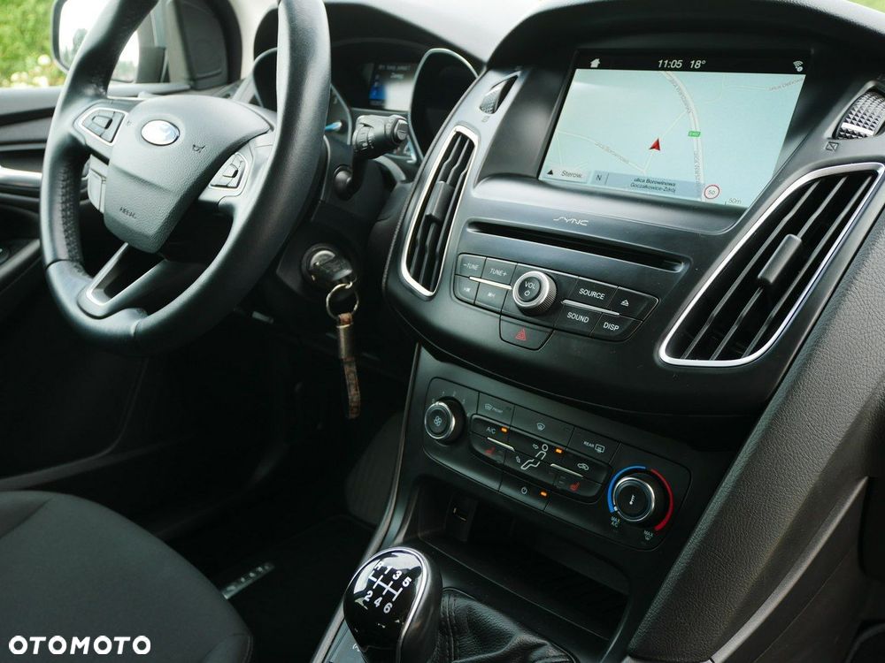 Ford Focus Turnier 1.0 EcoBoost Start-Stopp-System ACTIVE DESIGN - 28