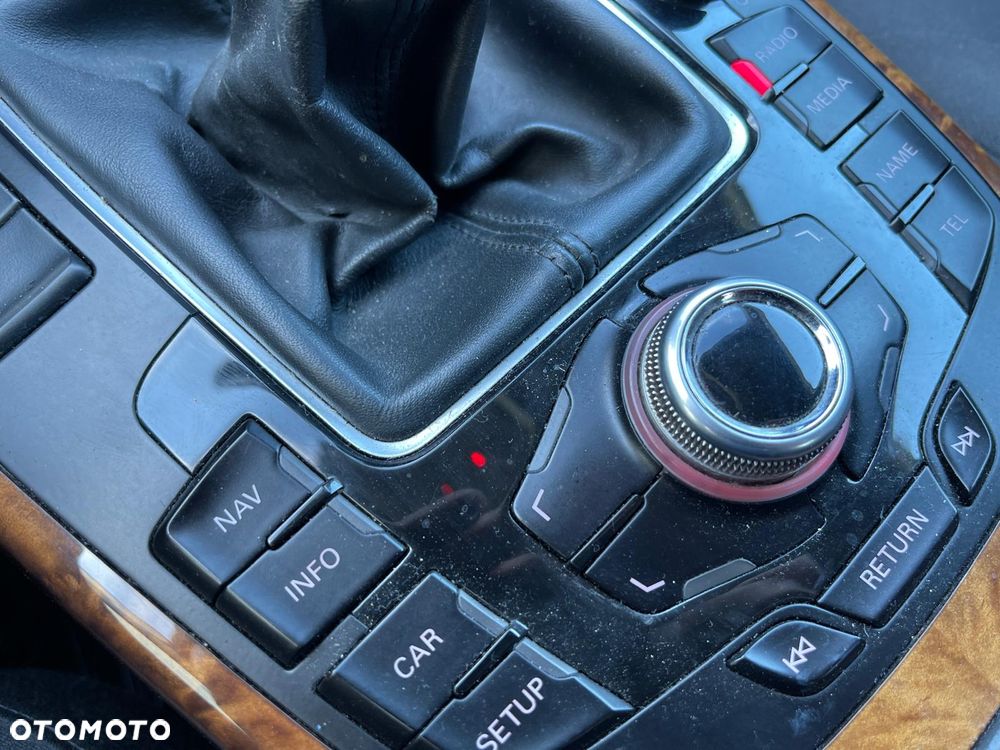 Audi A4 Avant 1.8 TFSI Ambiente - 15