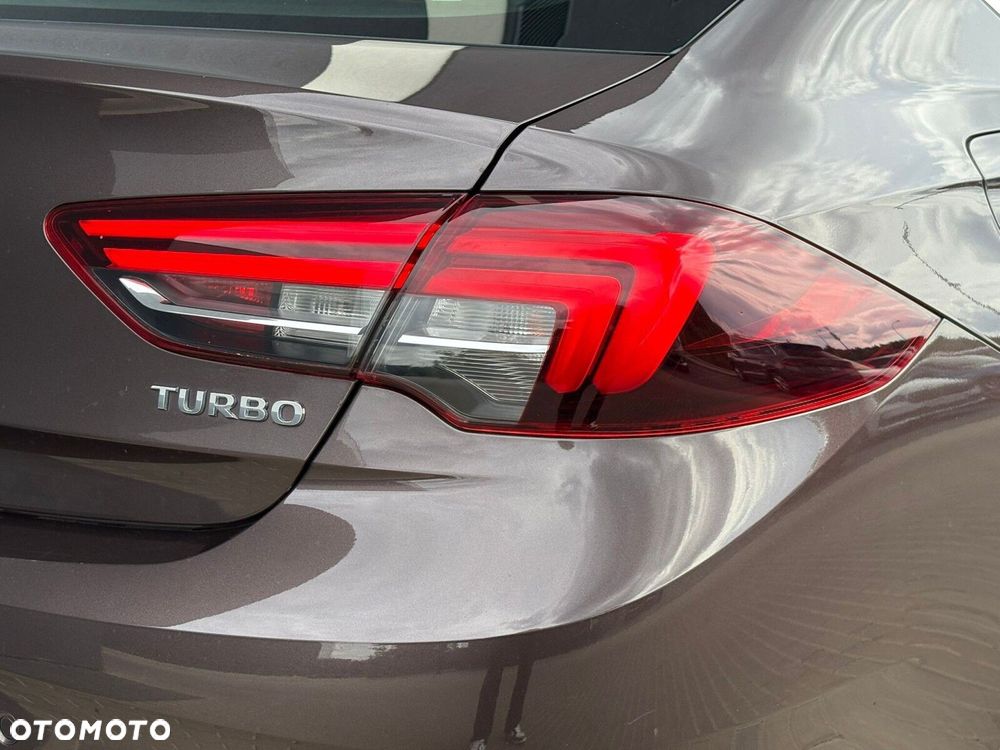 Opel Insignia 1.5 T Enjoy S&S Eco - 15