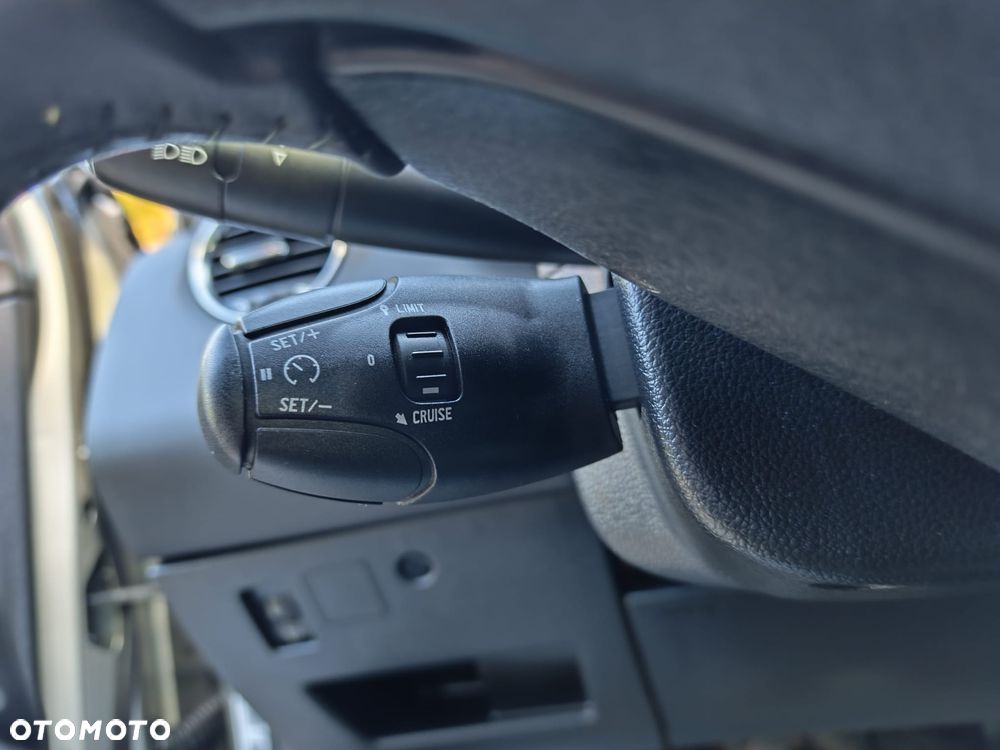 Peugeot 308 120 VTi Premium - 18
