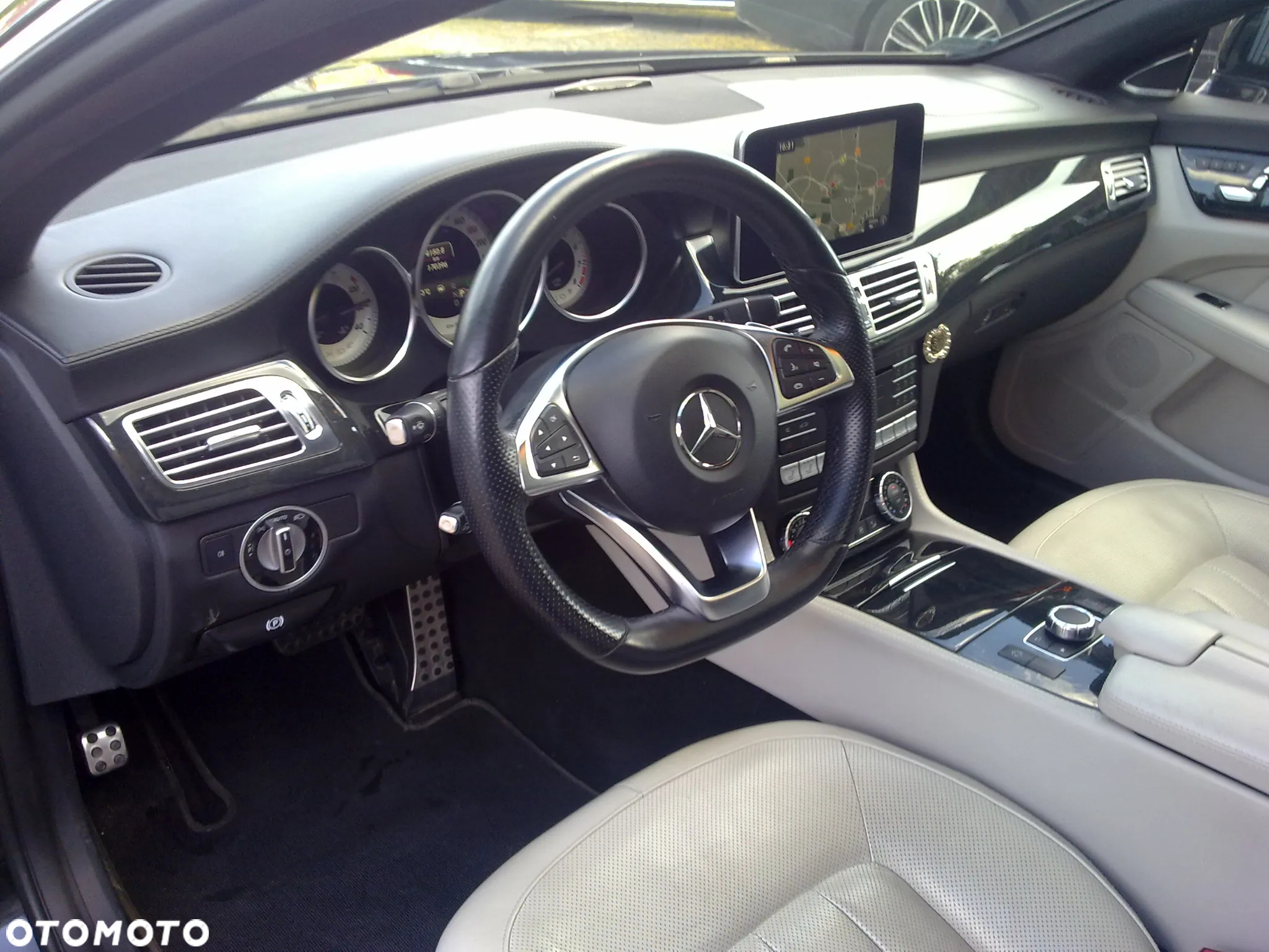 Mercedes-Benz CLS Shooting Brake 400 4Matic 7G-TRONIC Final Edition - 25