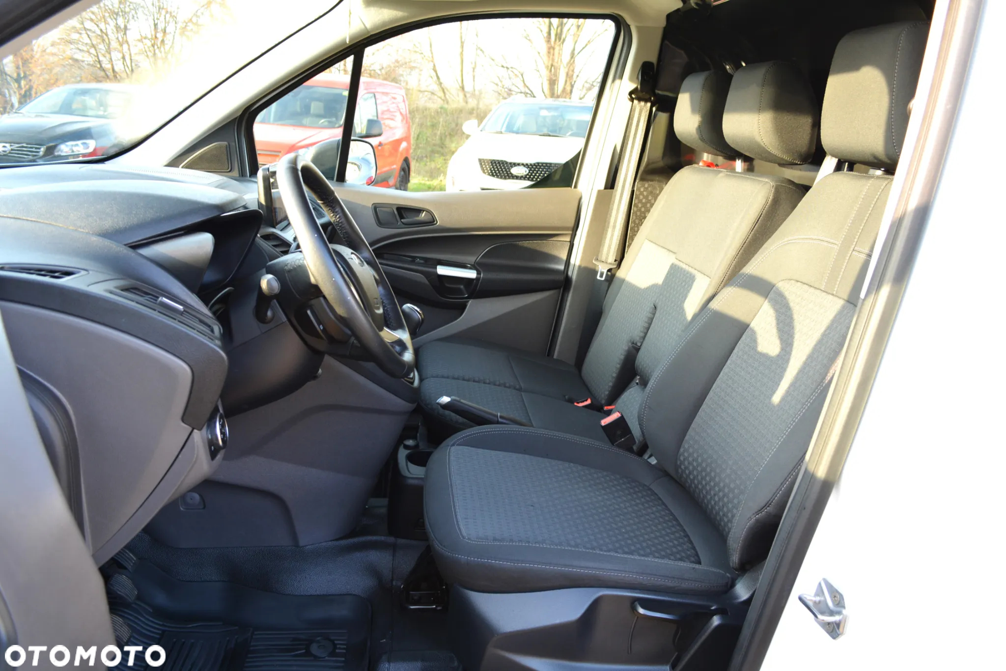 Ford connect - 9