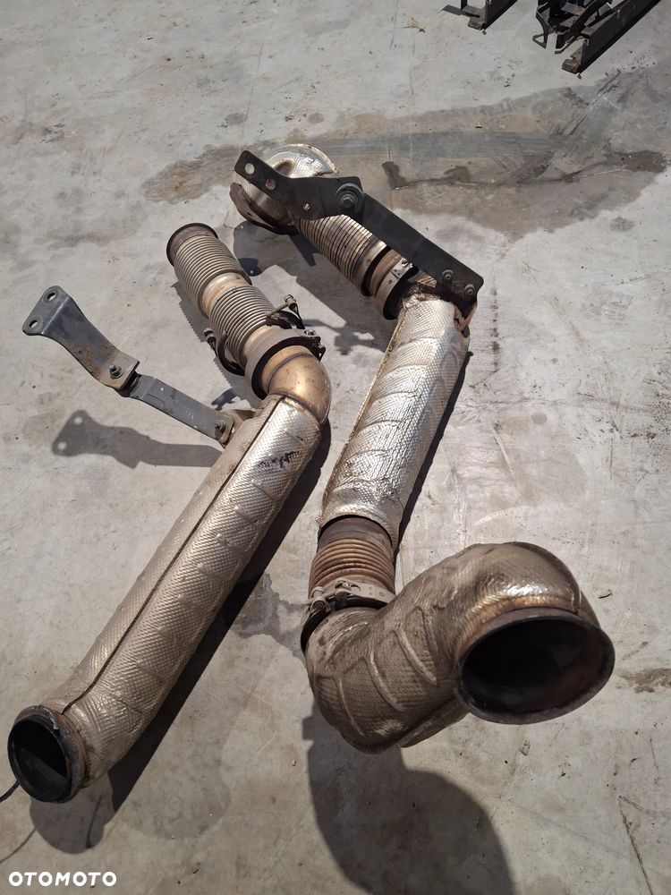 RURA UKŁADU  WYDECHOWEGO TŁUMIKA PRZEWÓD ELASTYCZNY DAF CF 400 XF 106 EURO 6 - 6