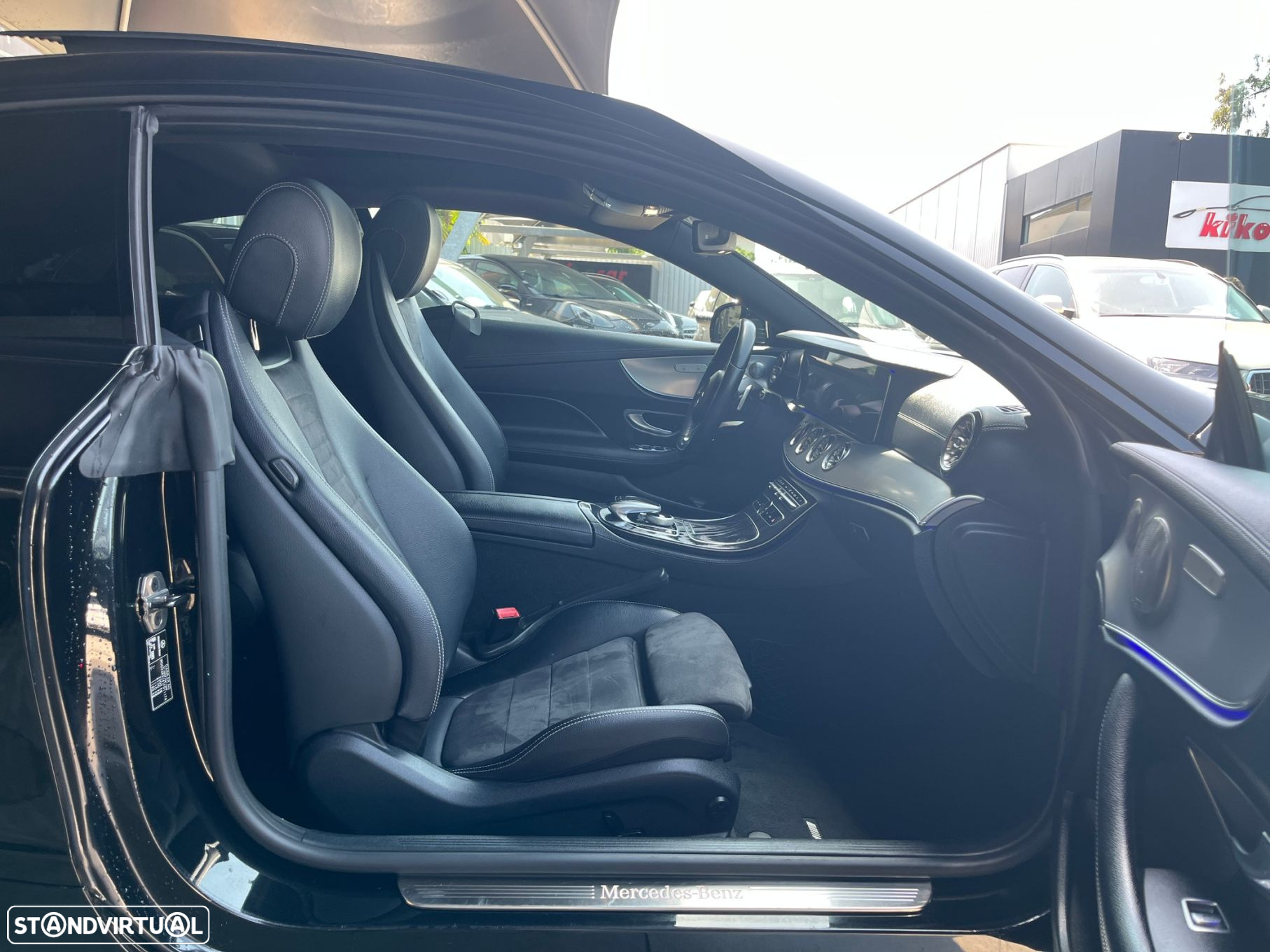 Mercedes-Benz E 220 d Coupe 9G-TRONIC AMG Line - 53