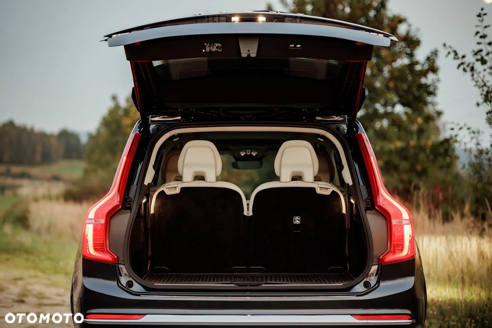 Volvo XC 90 - 24