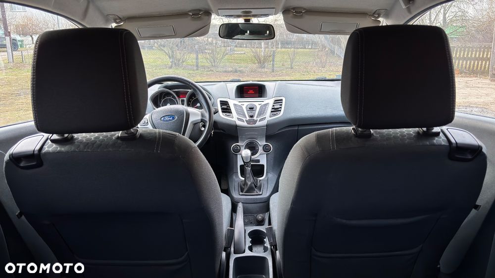 Ford Fiesta - 2