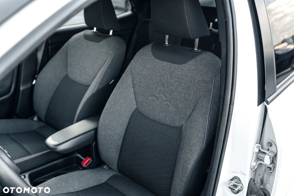 Toyota Yaris Cross Hybrid 1.5 Comfort - 30