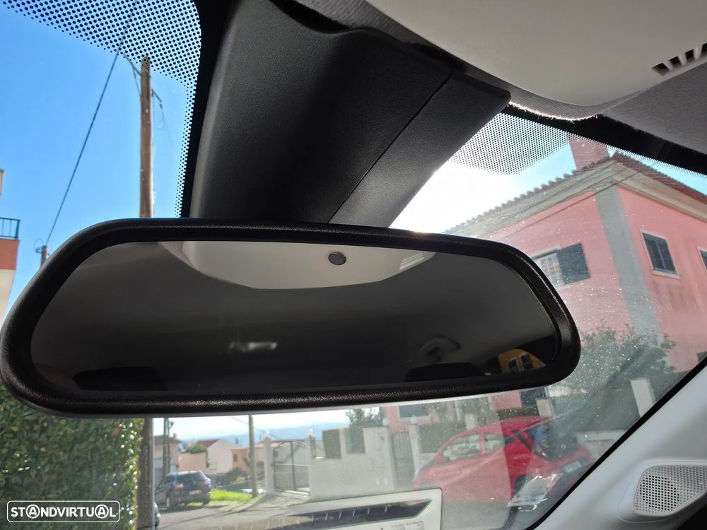 Peugeot 208 PureTech 100 EAT8 Allure Pack - 15