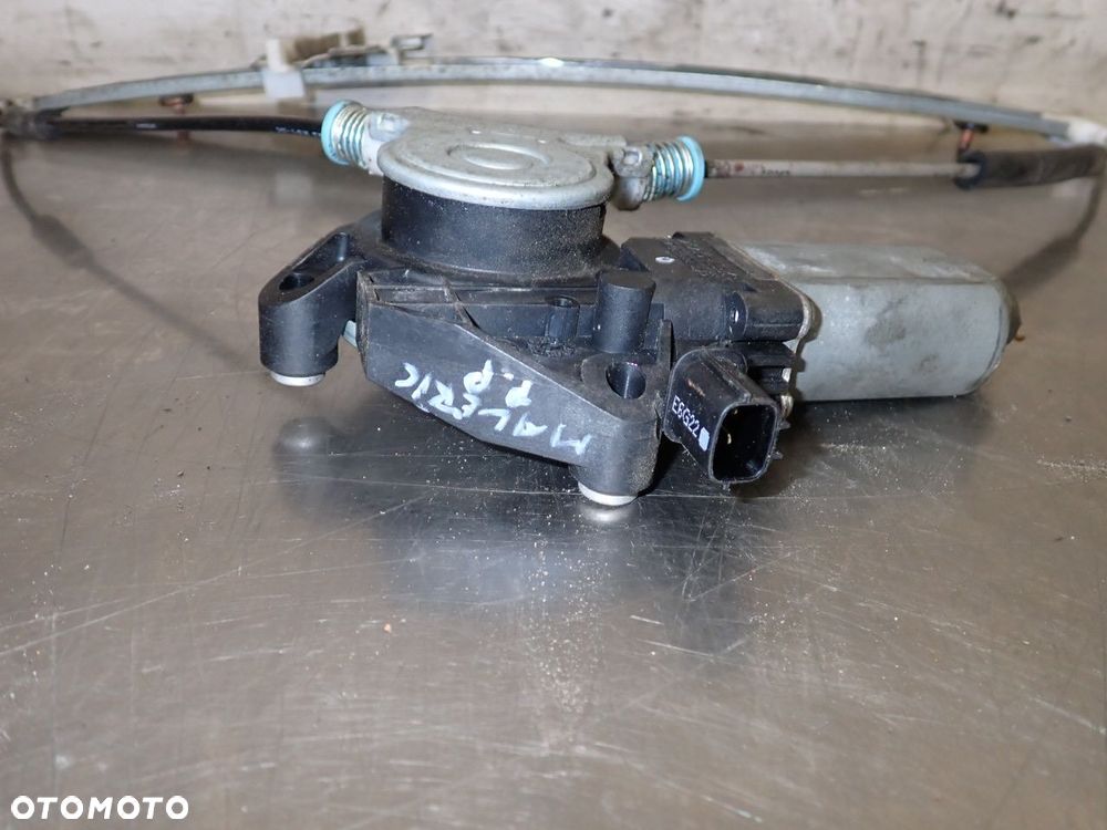 PODNOŚNIK SZYB PRAWY PRZÓD FORD MAVERICK II 2.3 CM09223-002T - 2