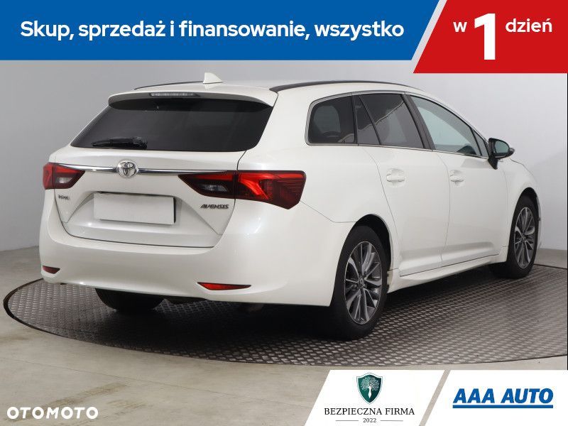 Toyota Avensis - 6