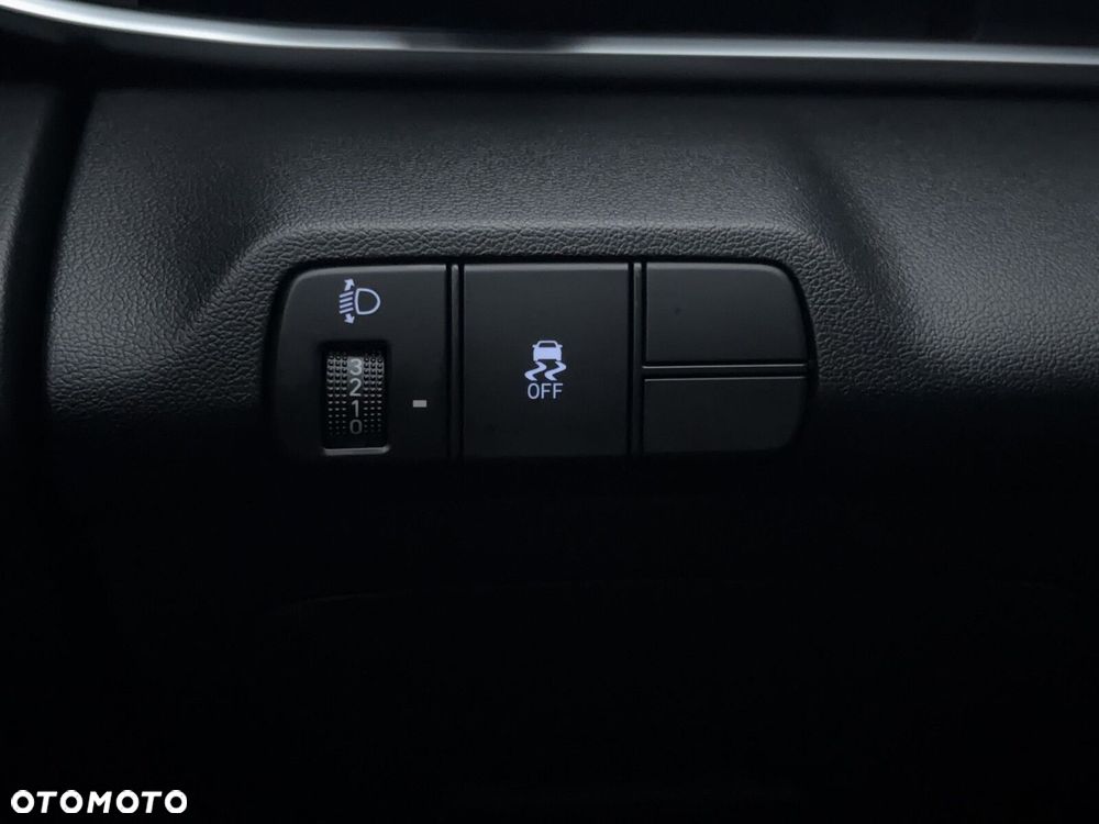 Hyundai Elantra 1.6 Smart CVT - 27