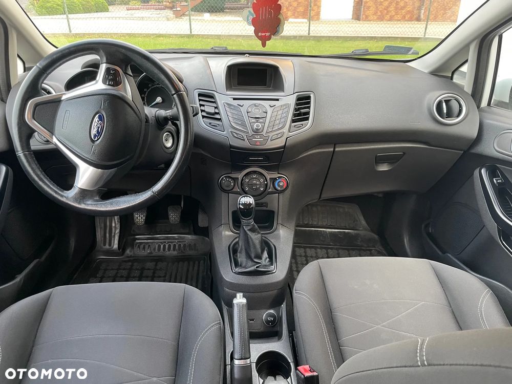 Ford Fiesta 1.5 TDCi Trend EU6 - 13