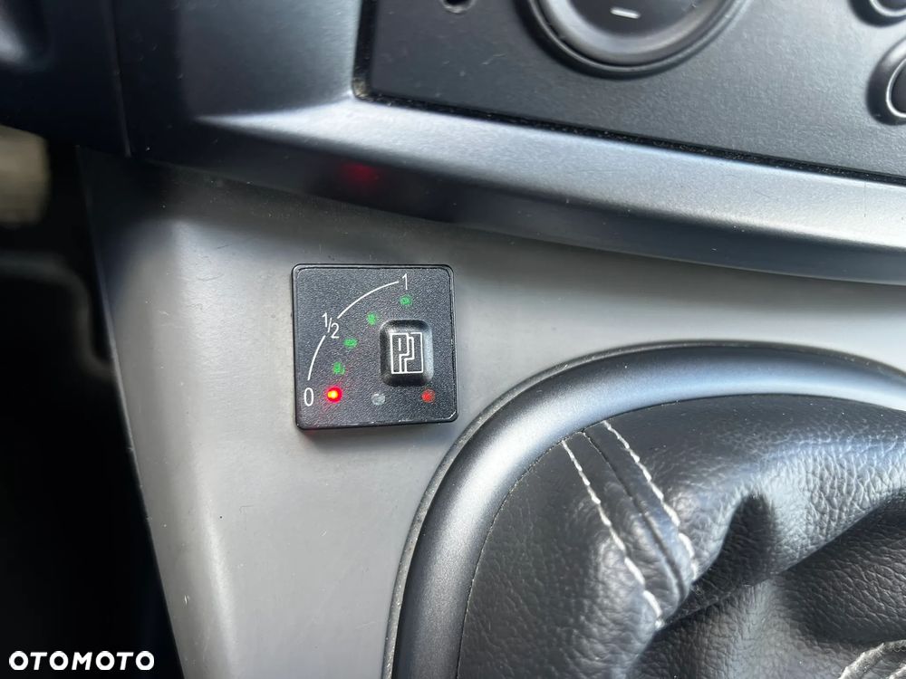 Renault Scenic 2.0 16V Turbo Exception - 17