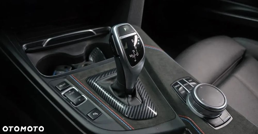 BMW Seria 3 320d Edition M Sport Shadow - 8
