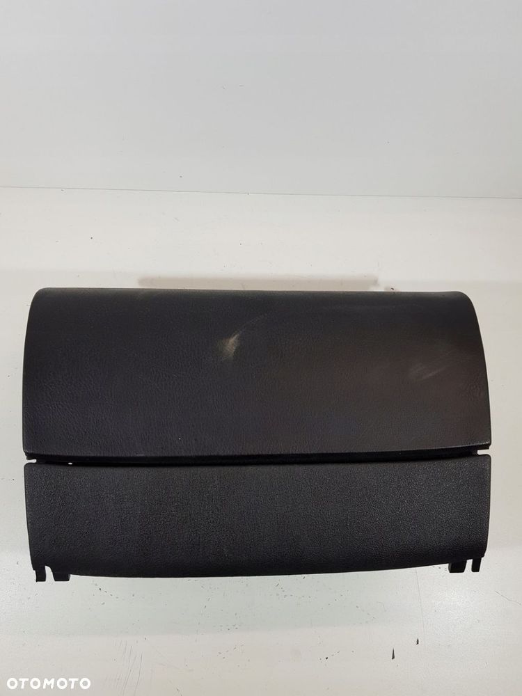 SCHOWEK PASAŻERA CZARNY BMW E36 MPAKIET 8153013 - 1