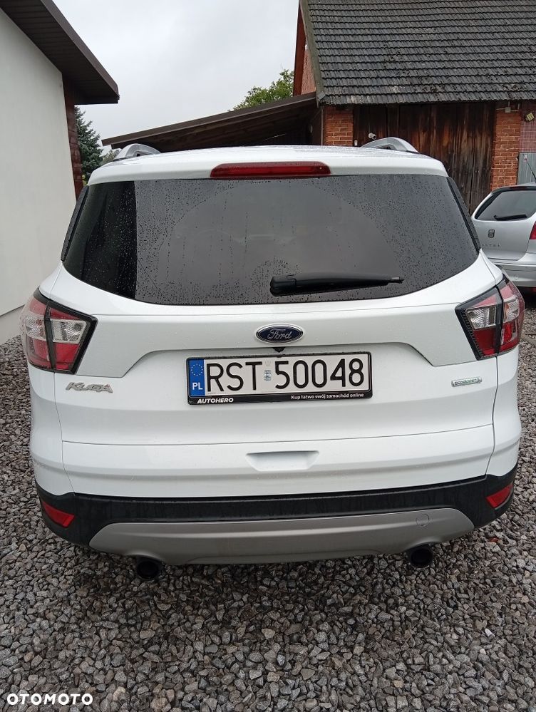 Ford Kuga - 4