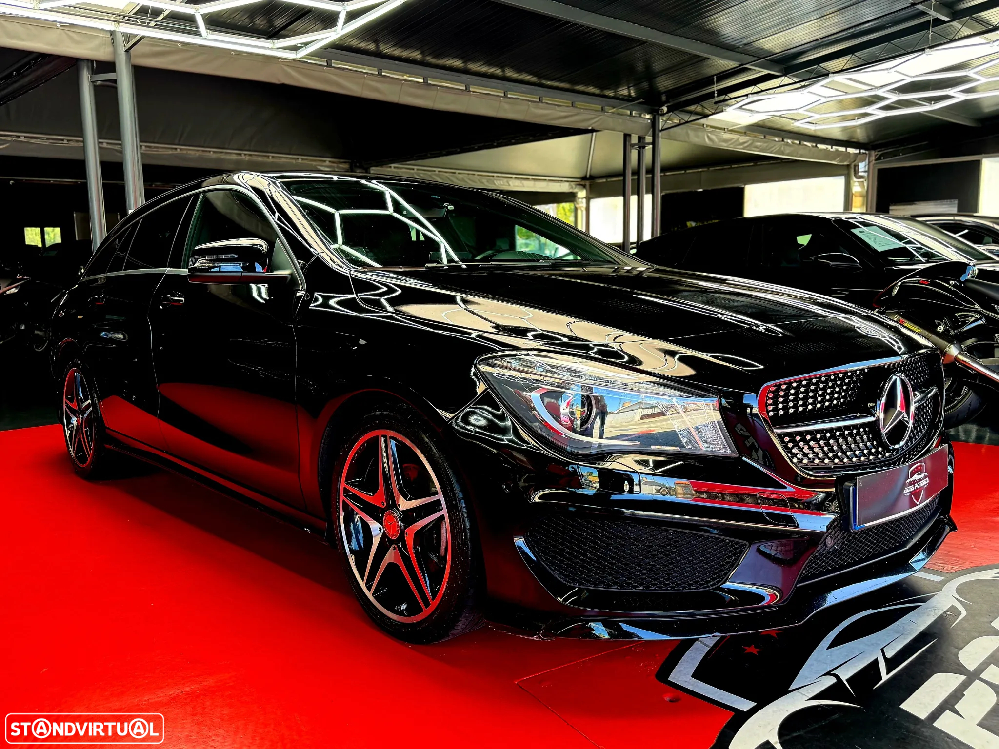 Mercedes-Benz CLA 180 d Shooting Brake AMG Line Aut. - 4