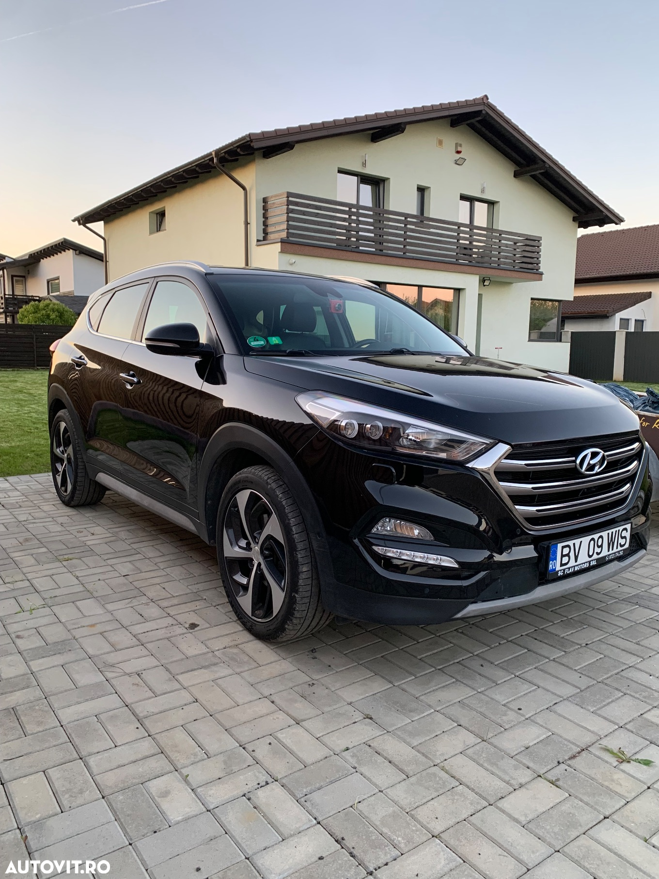 Hyundai Tucson 2.0 CRDI 4WD 6AT Premium+ Design Pack - 2
