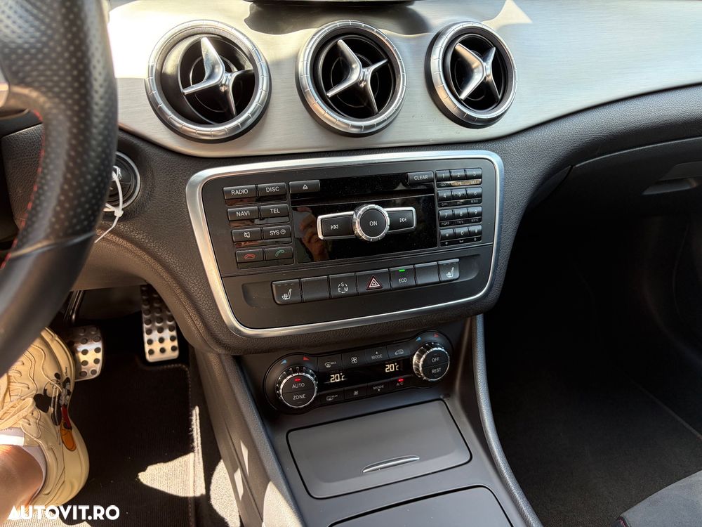 Mercedes-Benz CLA 220 CDI Aut. - 12