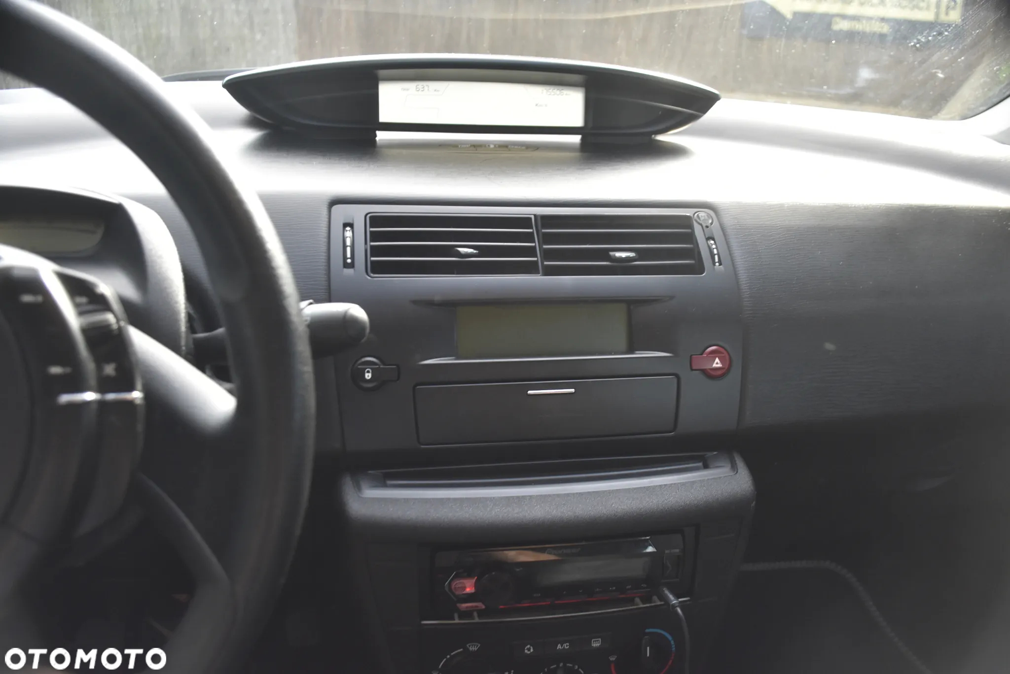 Citroën C4 1.6 16V Style - 14
