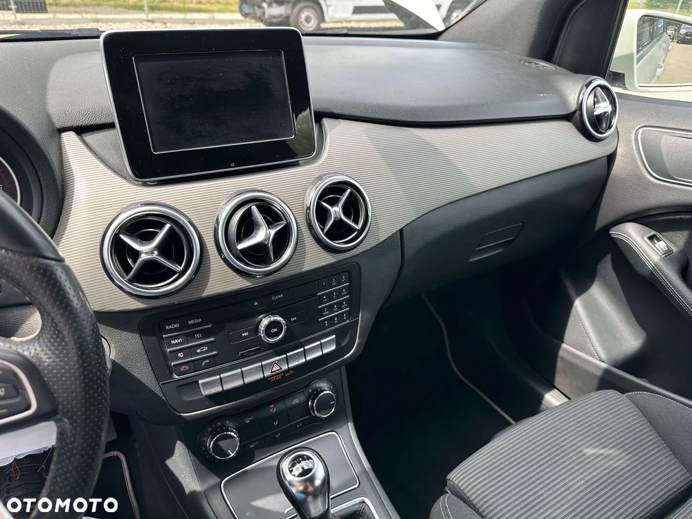 Mercedes-Benz Klasa B 180 CDI BlueEFFICIENCY Edition Style - 15