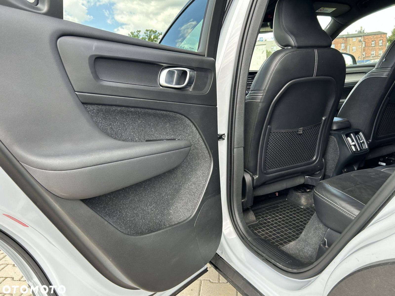Volvo XC 40 - 26