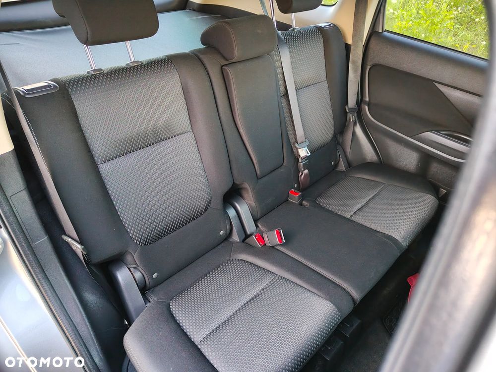 Mitsubishi Outlander 2.0 City Style 2WD - 38