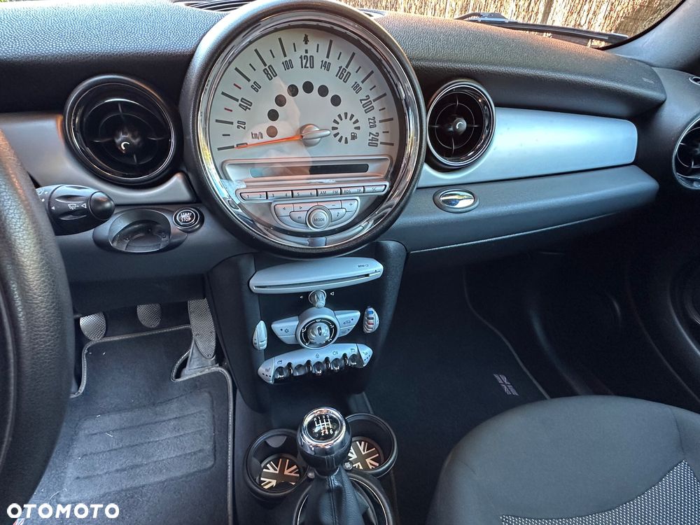 MINI ONE Standard - 15