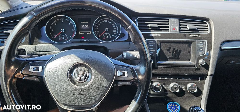 Volkswagen Golf 1.6 BlueTDI Trendline - 10