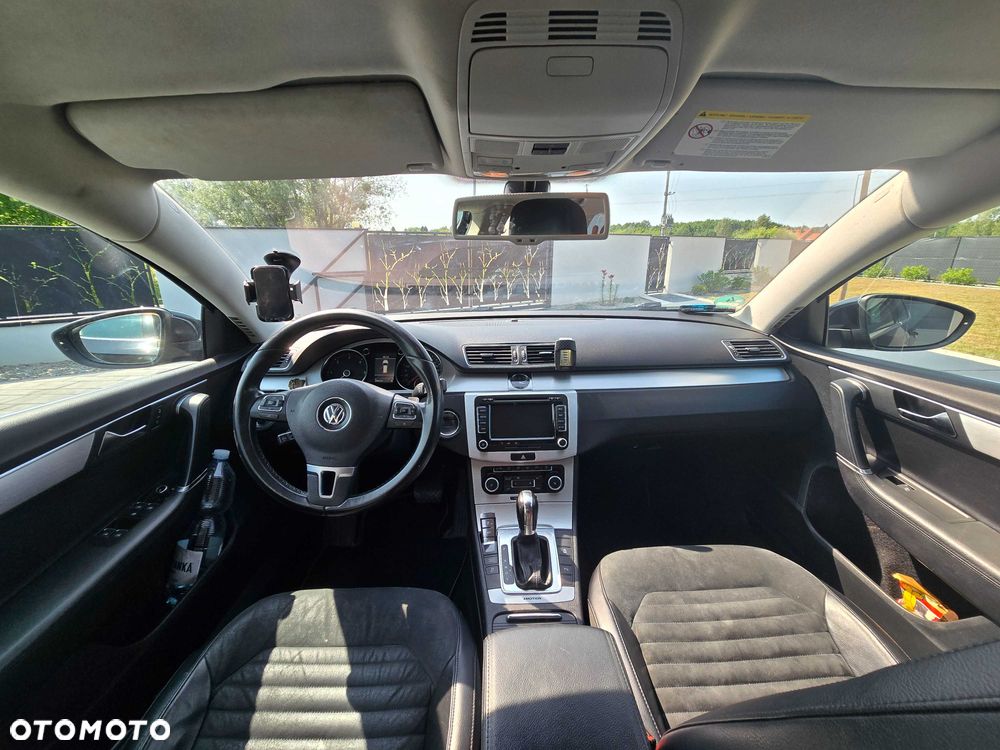 Volkswagen Passat - 5