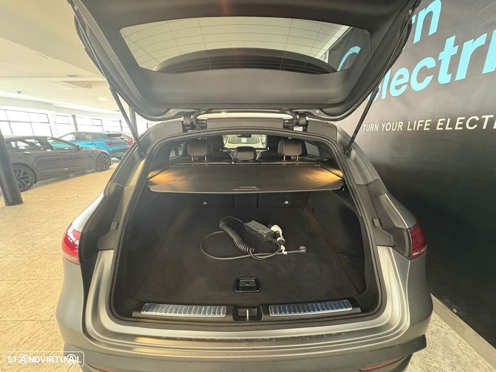 Mercedes-Benz EQC 400 4Matic AMG Line - 9