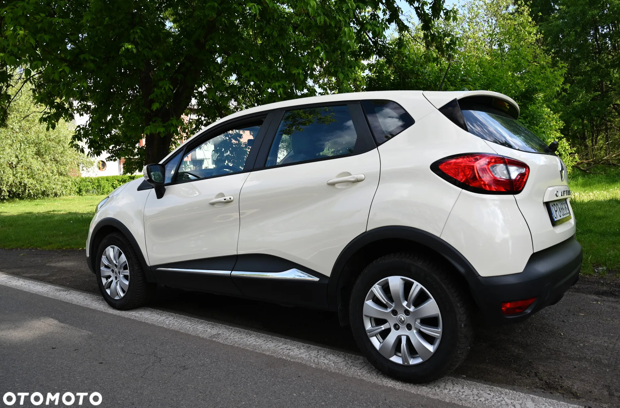 Renault Captur - 16