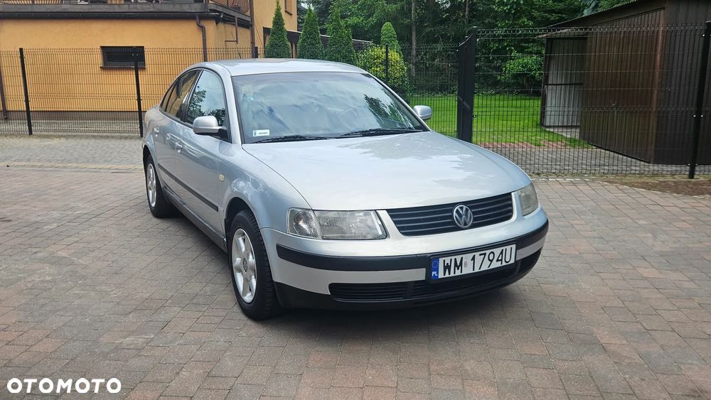 Volkswagen Passat - 9