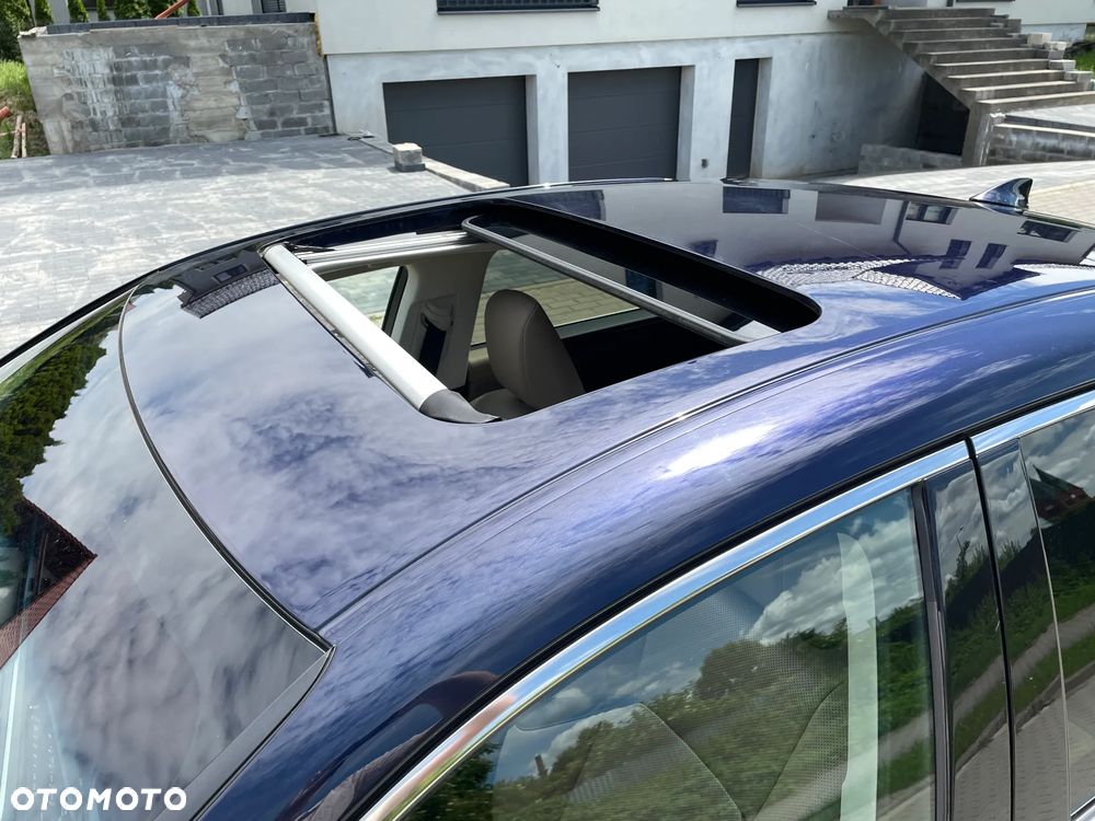 Lexus ES 300h Business Edition - 22