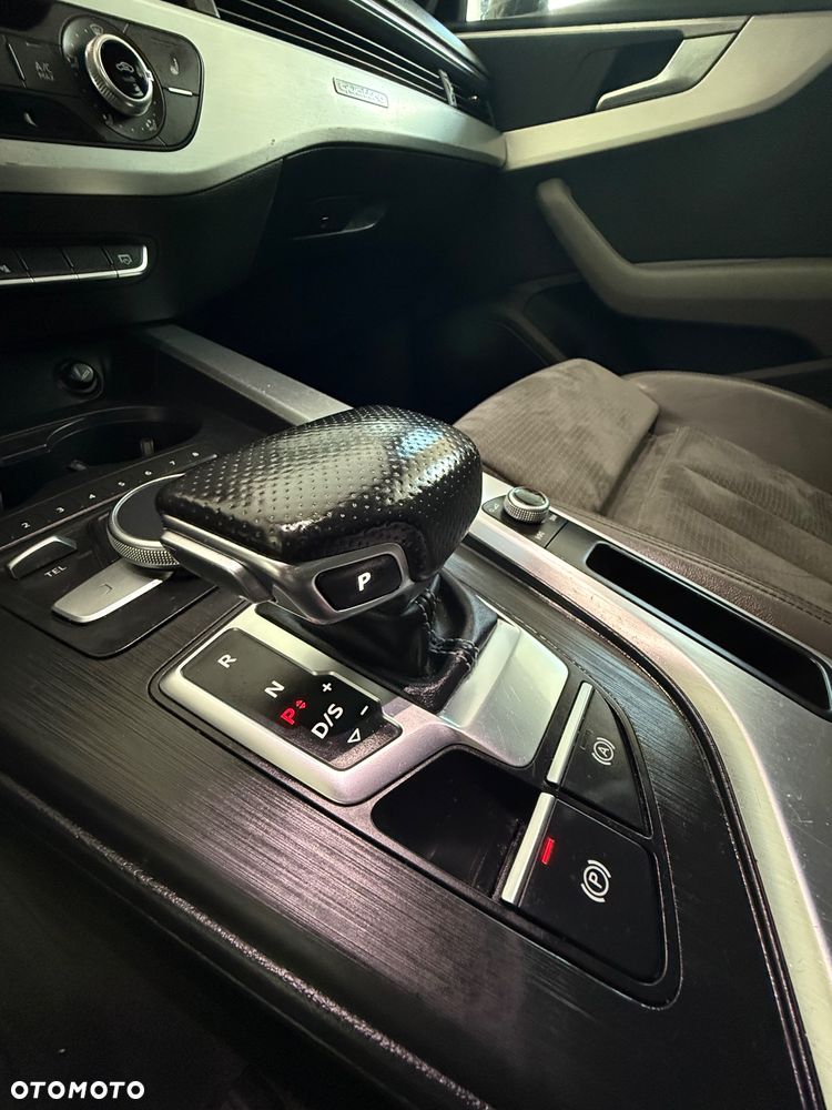 Audi A4 Avant 2.0 TDI Quattro S tronic - 12