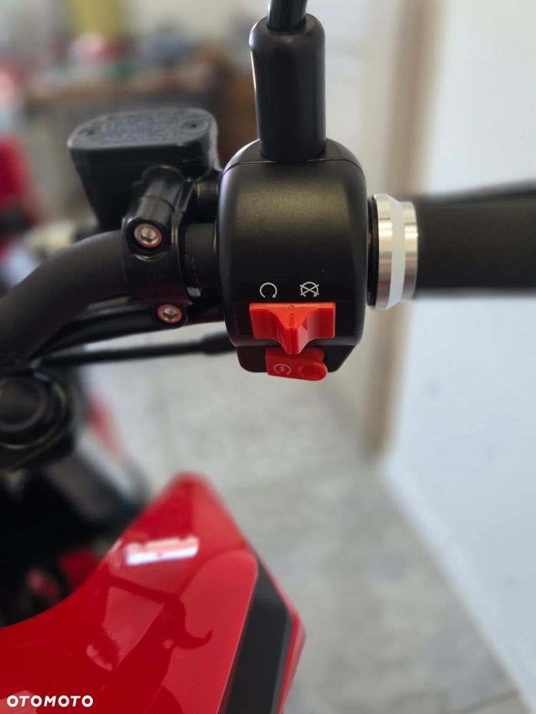 Romet Hammer - 8