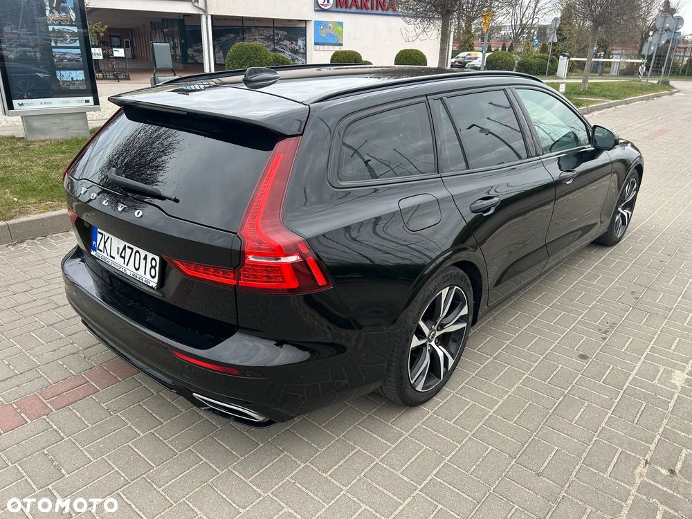 Volvo V60 B4 D R-Design - 8