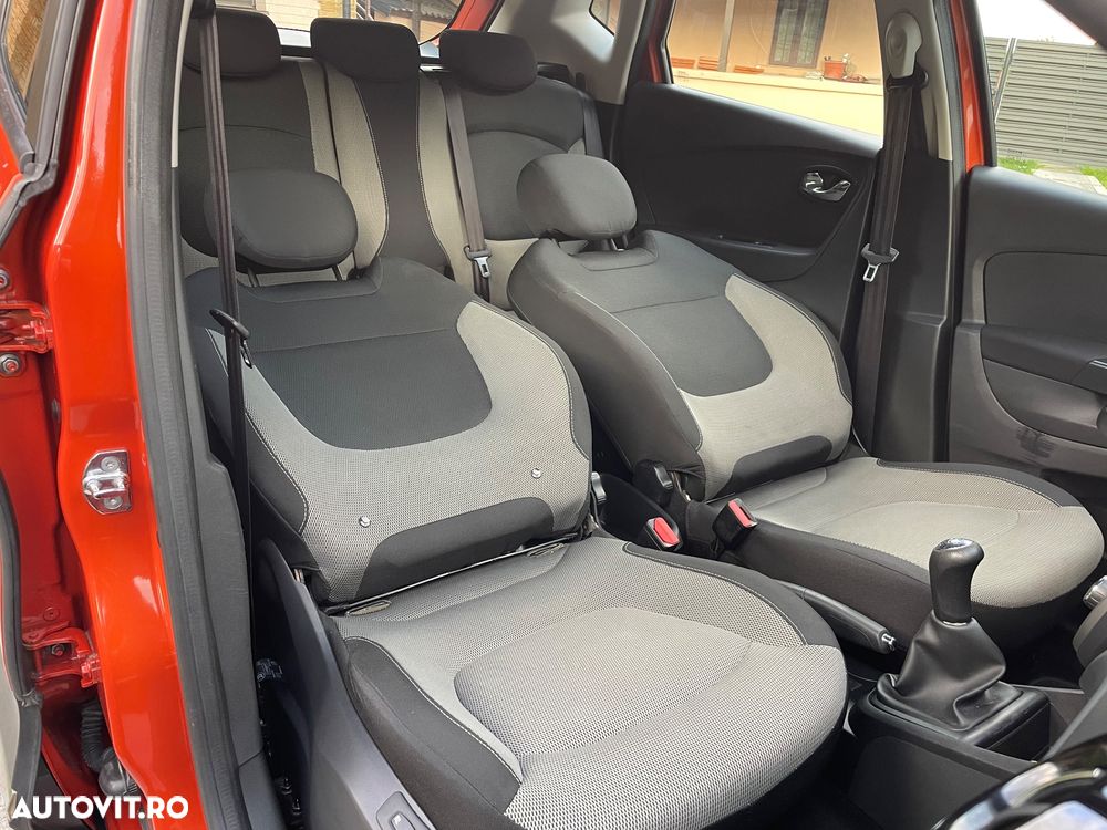 Renault Captur - 21