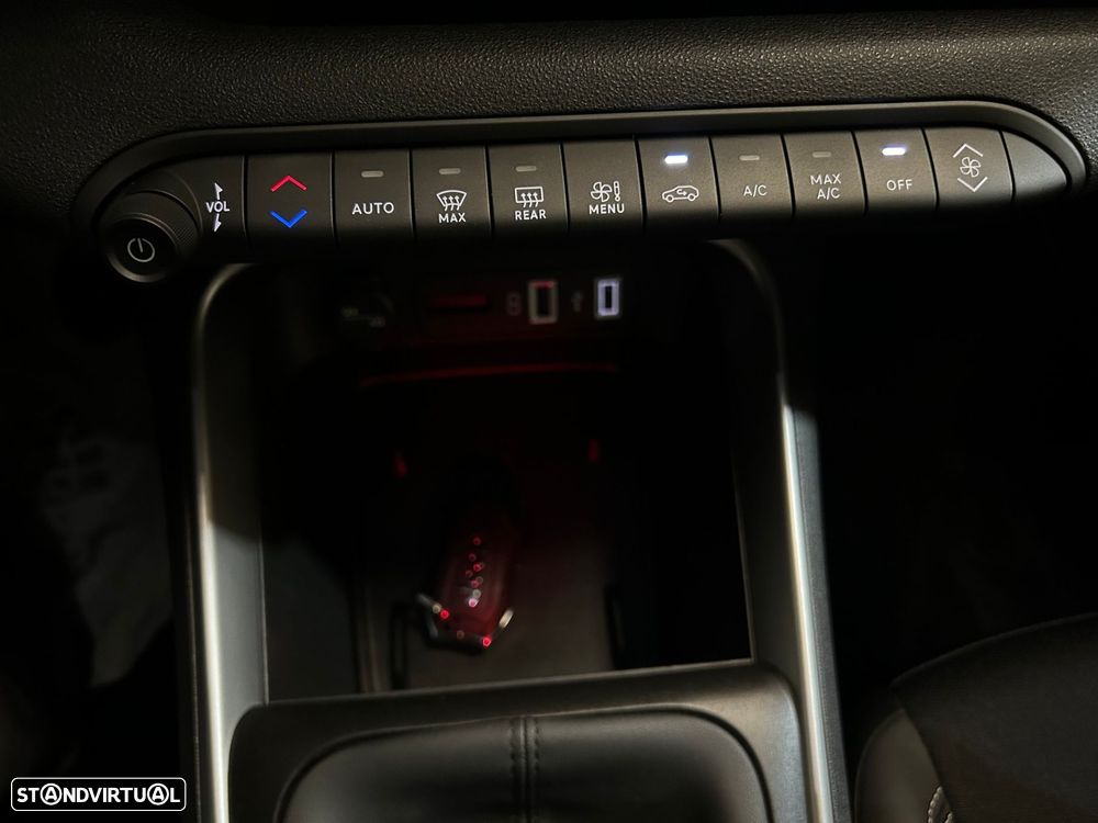 Jeep Avenger 1.2 GSE T3 Altitude - 32