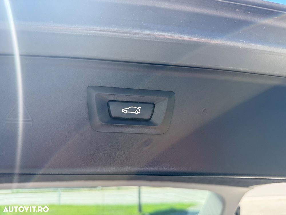 BMW 5 Series 2011 — imagine 10