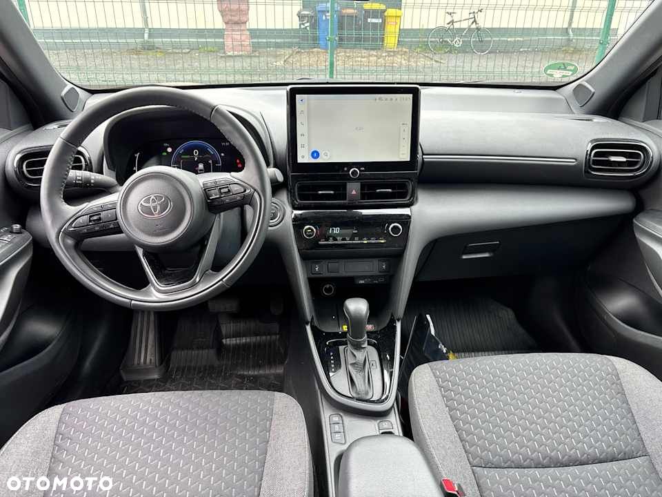 Toyota Yaris Cross 1.5 VVT-i Team Deutschland - 13