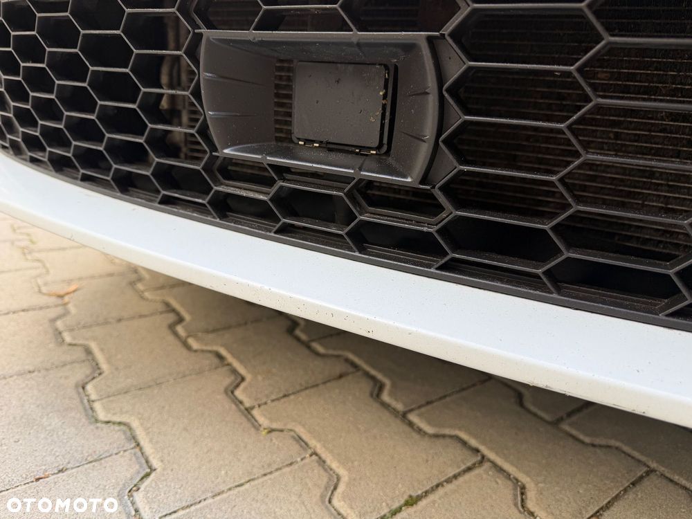 Skoda Octavia 2.0 TDI DSG RS - 26