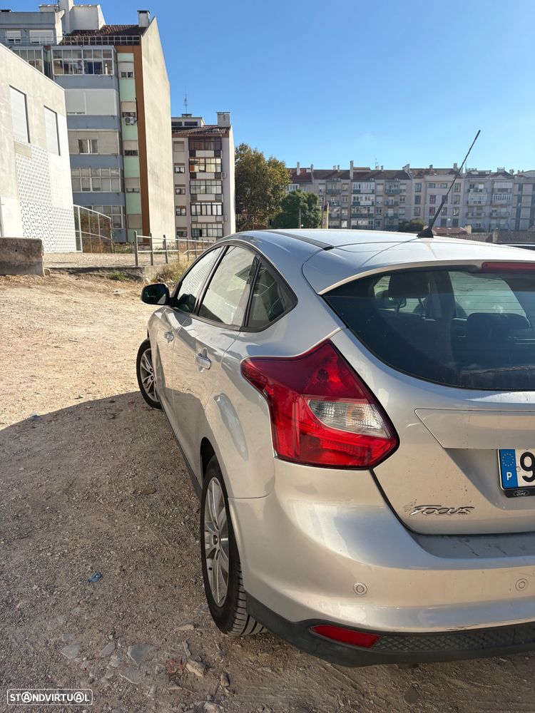 Ford Focus 1.6 TDCi Titanium - 6