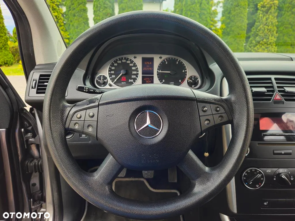 Mercedes-Benz Klasa B 180 CDI DPF Special Edition - 29