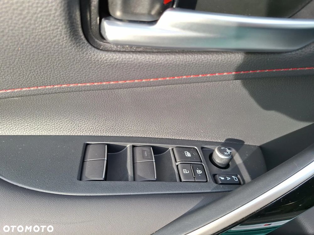 Toyota Corolla 2.0 Hybrid GR Sport Dynamic - 21