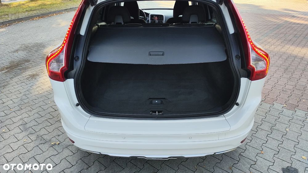 Volvo XC 60 - 25
